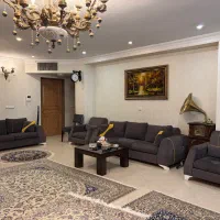 مبل راحتی 7 نفره بسیار راحت و شیک تمیز و نو