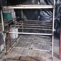 قفسه و پالت