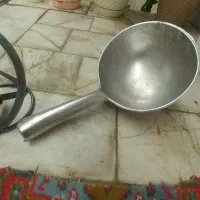 ملاقه بزرگ روحی و همزن بزرگ|ظروف پختوپز|رشت, سلیمانداراب|دیوار