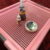 وسایل سگ ( سینی ادرار ، ادکلن ، بالم )