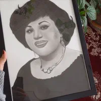 تابلو نقاشی سیاهقلم هایپررئال هایده|تابلو، نقاشی، عکس|تبریز, |دیوار