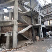 آپارتمان نیمه ساخت