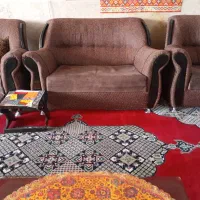 مبلمان راحتی در حد نو|مبلمان خانگی و میز عسلی|آباده, |دیوار