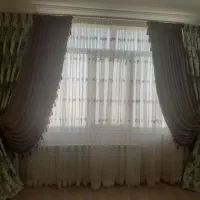 پرده اتاق سالم و در حد نو