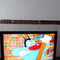 تلویزیون43اینج الجی اصل همراه کابل وسایل