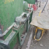 یک دستگاه نخودکوب سالم آماده به کار