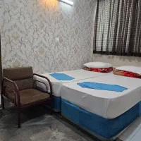 کاروان زیارتی مشهد مقدس برای فردا صبح حرکت دارم