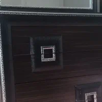 دراور و میز آرایش و دو عدد پاتختی