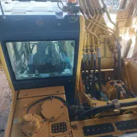 فروش یا معاوضه بیل مکانیکی کوماتسو ۴۰۰ خط ۸ آر|خودرو سنگین|زنجان, |دیوار