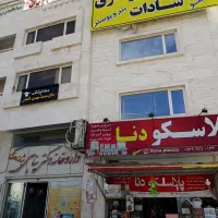 مغازه و زیرزمین تجاری دونبش میدان انقلاب|اجارهٔ مغازه و غرفه|یاسوج, |دیوار