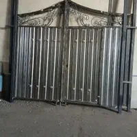 استخدام کارگر جوشکار حرفه ای. دروپنجره  ساز