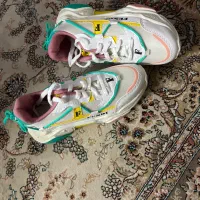 کتونی زنانه