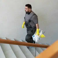 نظافت راه پله و پارکینگ