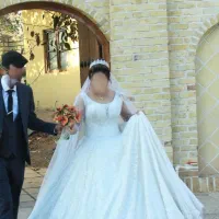 فروش لباس عروس و لباس مجلسی