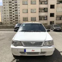 ۱۱۱ کم کار بدون رنگ