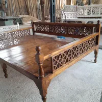 تخت و مبلمان سنتی|مبلمان خانگی و میز عسلی|تبریز, |دیوار