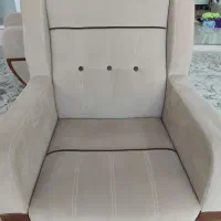 ۲عدد مبل تمیز و شسته شده