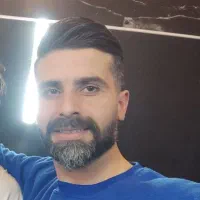 دنبال استاد کار نقاشی ساختمون