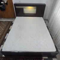 تخت و میز لوازم آرایش