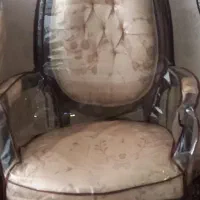 یک عدد مبل