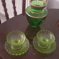 ظروف سبز