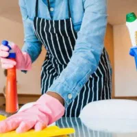 نظافتچی خانم برای سالن زیبایی (پاره‌وقت)