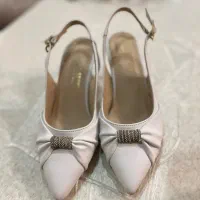 کفش مجلسی سفید|کیف، کفش، کمربند|اندیشه, اندیشه فاز ۲|دیوار