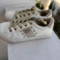کتانی چرم اصل مارک place سایز ۳۰/۳۱|کفش و لباس بچه|تهران, الهیه|دیوار