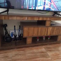 میز تلویزیون در حد نو