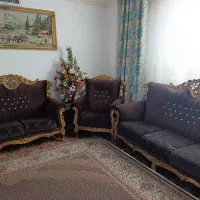 مبل نیمه سلطنتی تمیز مناسب