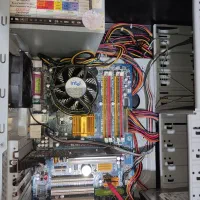 کیس کامپیوتر درحدنو معاوضه با دستگاه جوش|رایانه رومیزی|اصفهان, احمدآباد|دیوار