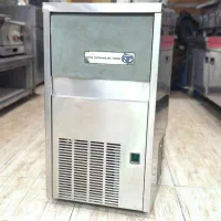 یخ ساز یخساز ایتالیایی ۳۵کیلویی