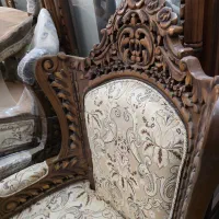 مبلمان چوبی و ویترین چوبی در حد نو|مبلمان خانگی و میز عسلی|اصفهان, سرتاوه|دیوار