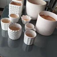 تعدادی گلدان سرامیکی سالم