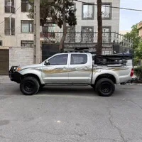 تویوتا هایلوکس دو کابین بلند دنده‌ای / ۲۰۰۸