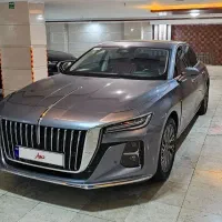 هونگچی اچ ۵ مدل ۲۰۲۴ تیتانیوم داخل مارون