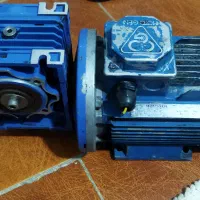 دینام وگیربکس سه فاز