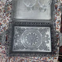 دوعدد سینی پایه دار درحد نو بدون خط وخش دوعددقندان