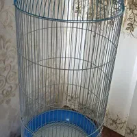 تعدادی قفس