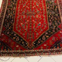 قالی دستباف قدیمی