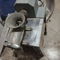 دستگاه چرخ گوشت