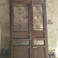 درب شیک و زیبا بدون رنگ نو و استفاده نشده