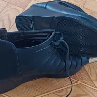 کفش سایز ۳۹