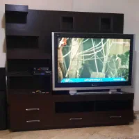 میز‌تلویزن‌وسیستم‌صوتی