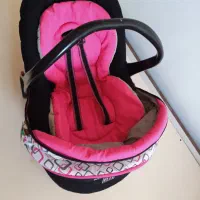 کریر و عروسک هر دوسالم وزیبا