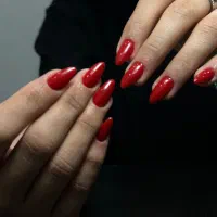 کاشت و ترمیم ناخن حرفه ایی