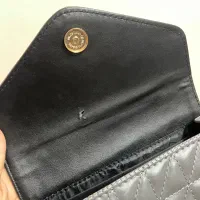 ۳ مدل کیف یک بار هم استفاده نشده|کیف، کفش، کمربند|رشت, پیرسرا|دیوار