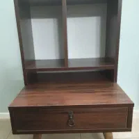 پاتختی وکتابخانه پایه دار