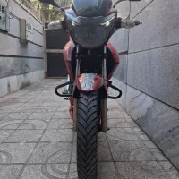 اپاچی ۱۸۰مدل ۹۴ قرمز