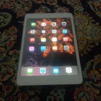 تبلت آیپد کاملاً سالم